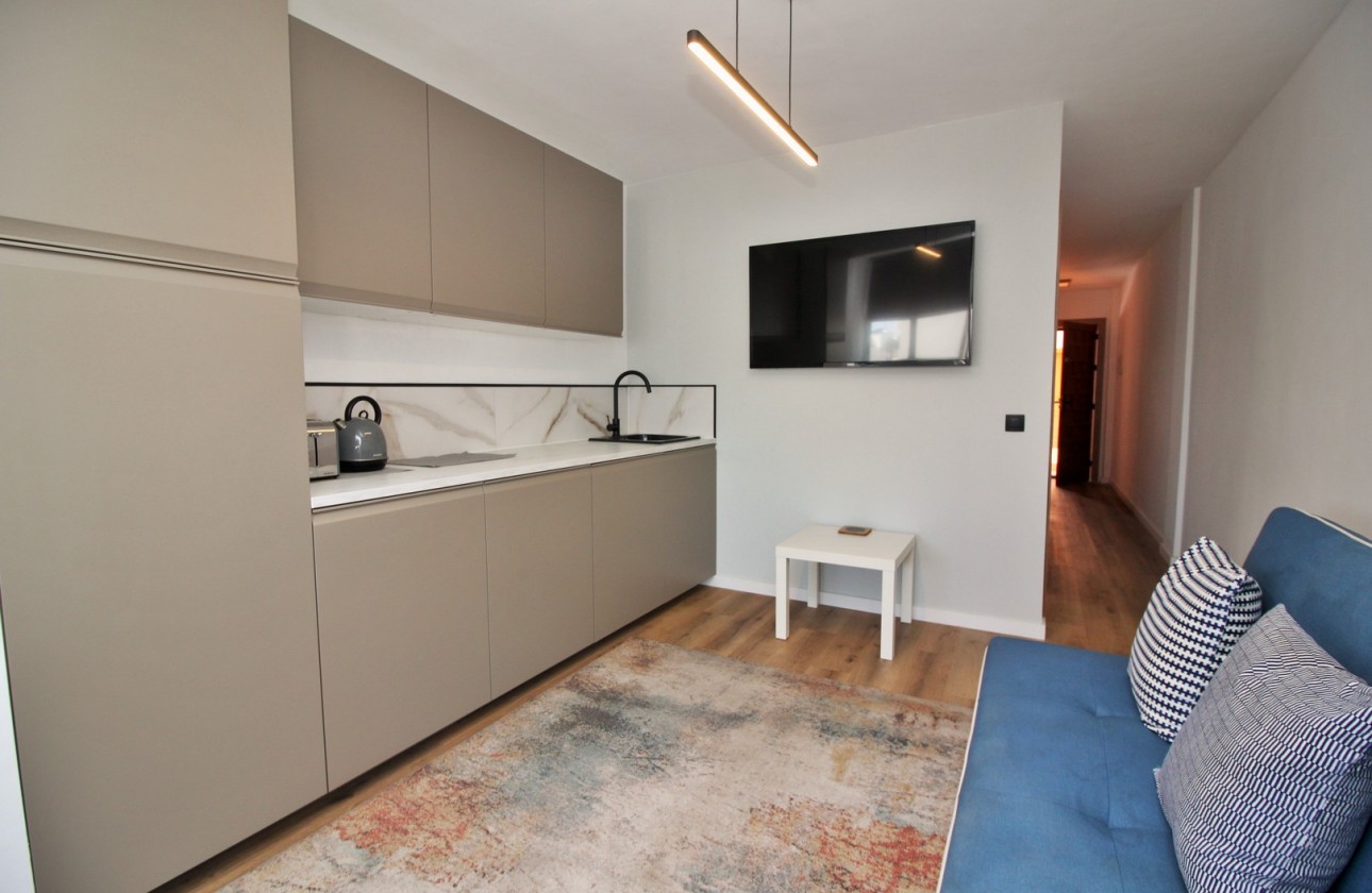 Herverkoop - Apartment - Orihuela Costa - Villamartín