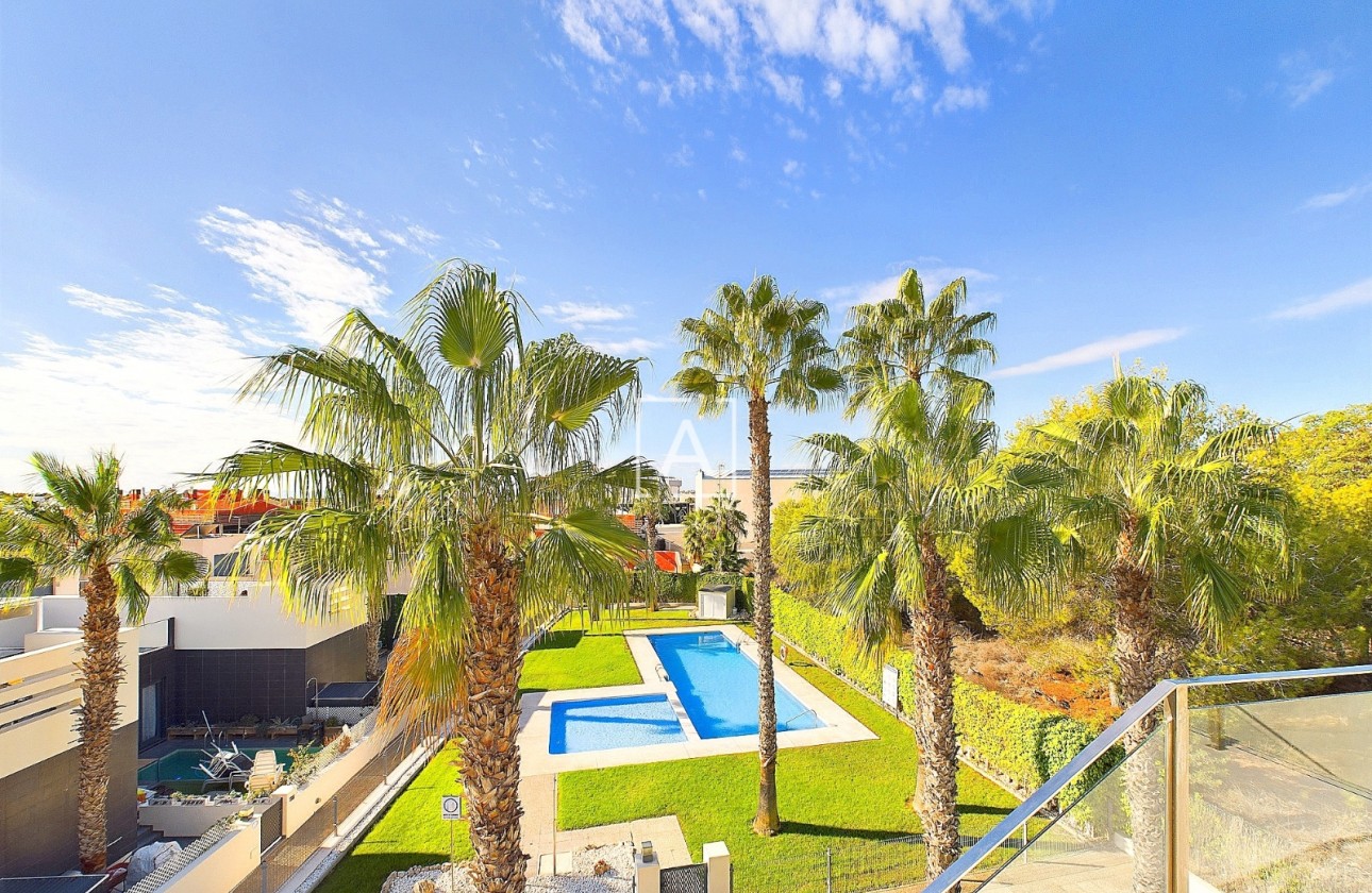 Herverkoop - Apartment - Orihuela Costa - Villamartín