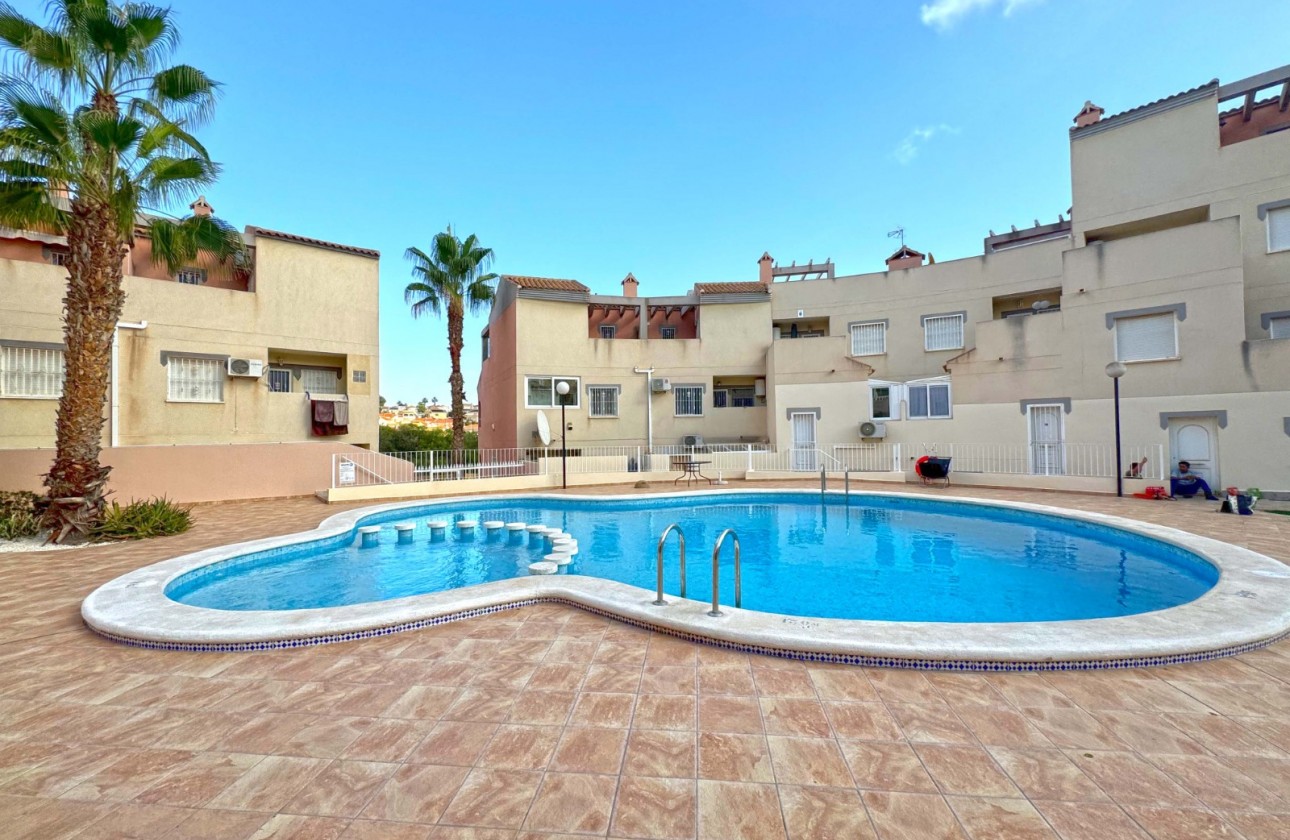 Herverkoop - Apartment - Orihuela Costa - Villamartín