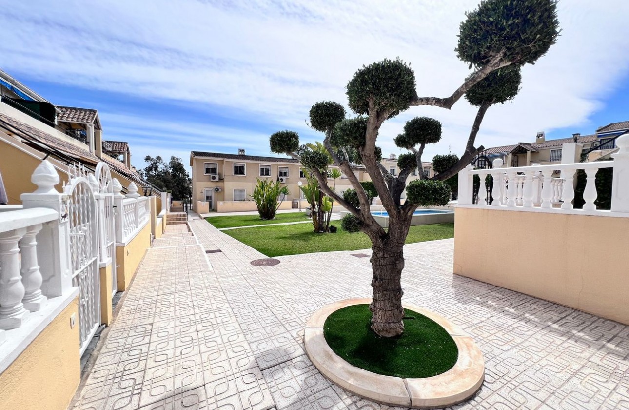 Herverkoop - Apartment - Orihuela Costa - Villamartín