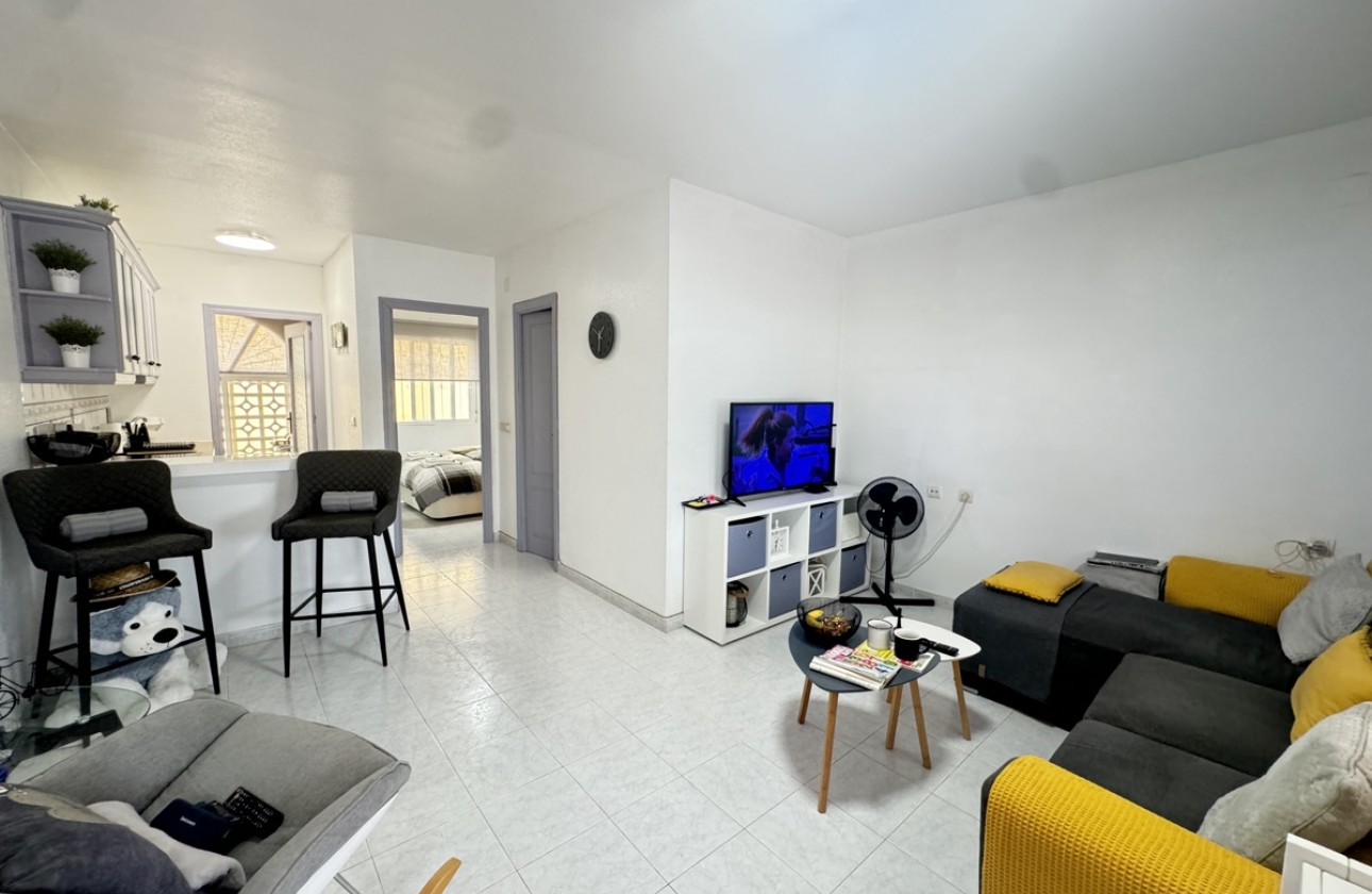 Herverkoop - Apartment - Orihuela Costa - Villamartín