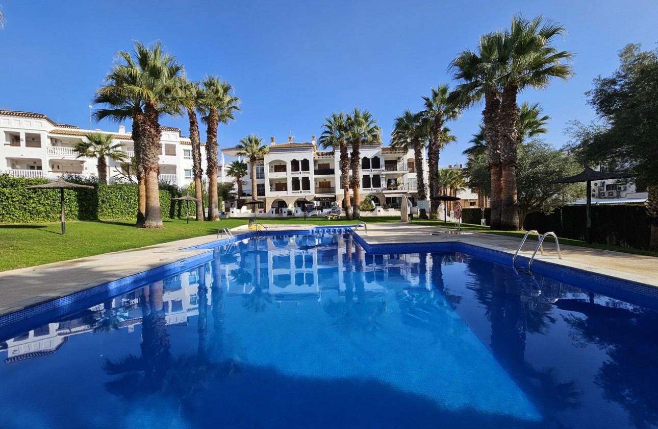 Herverkoop - Apartment - Orihuela Costa - Villamartín