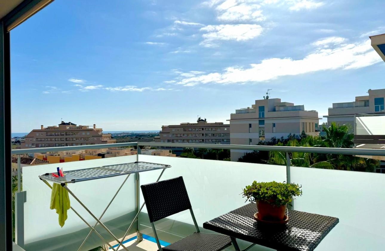 Herverkoop - Apartment - Orihuela Costa - Villamartín