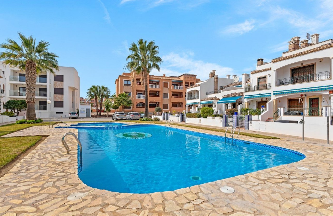 Herverkoop - Apartment - Orihuela Costa - Villamartín