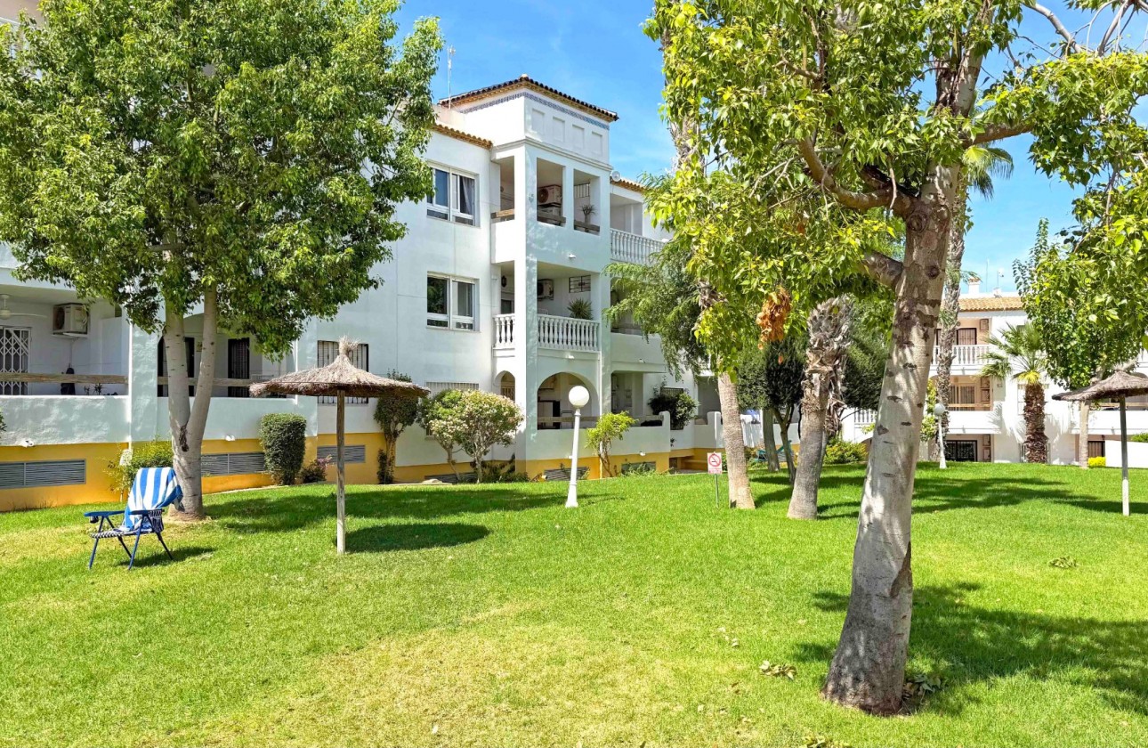 Herverkoop - Apartment - Orihuela Costa - Villamartín
