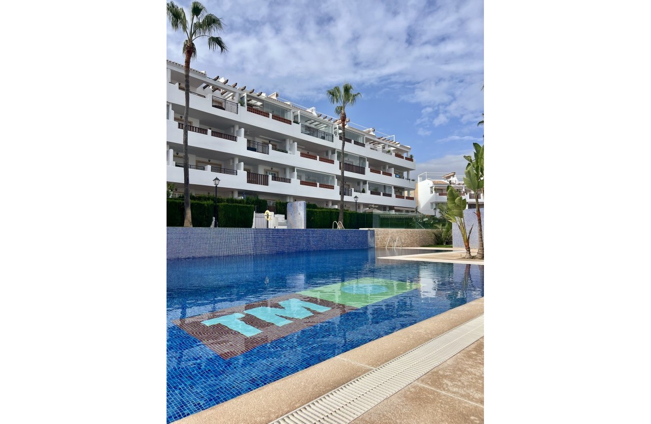 Herverkoop - Apartment - Orihuela Costa - Villamartín