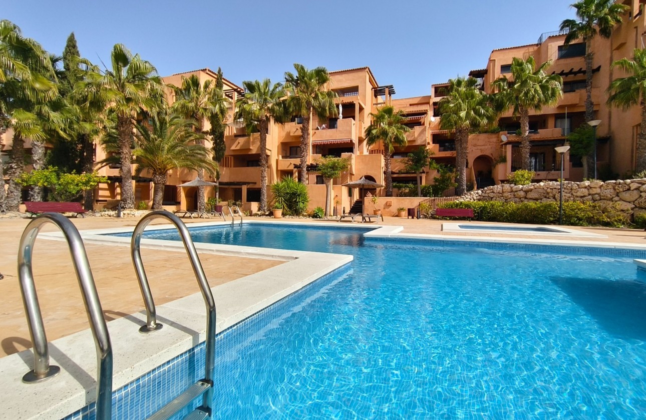 Herverkoop - Apartment - Orihuela Costa - Villamartín