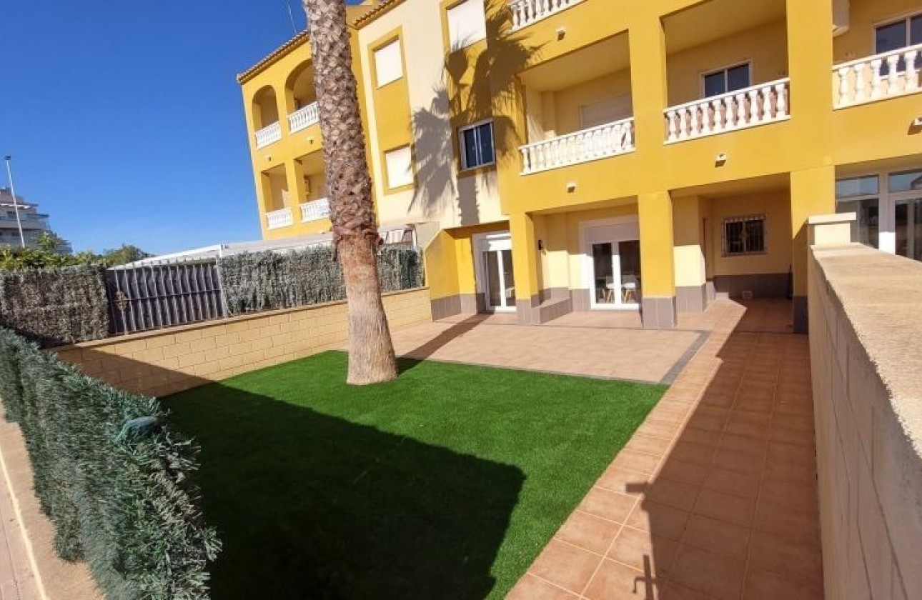 Herverkoop - Apartment - Orihuela Costa