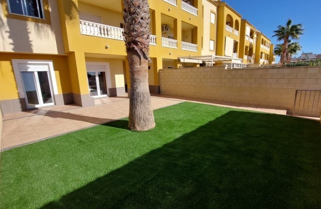 Herverkoop - Apartment - Orihuela Costa