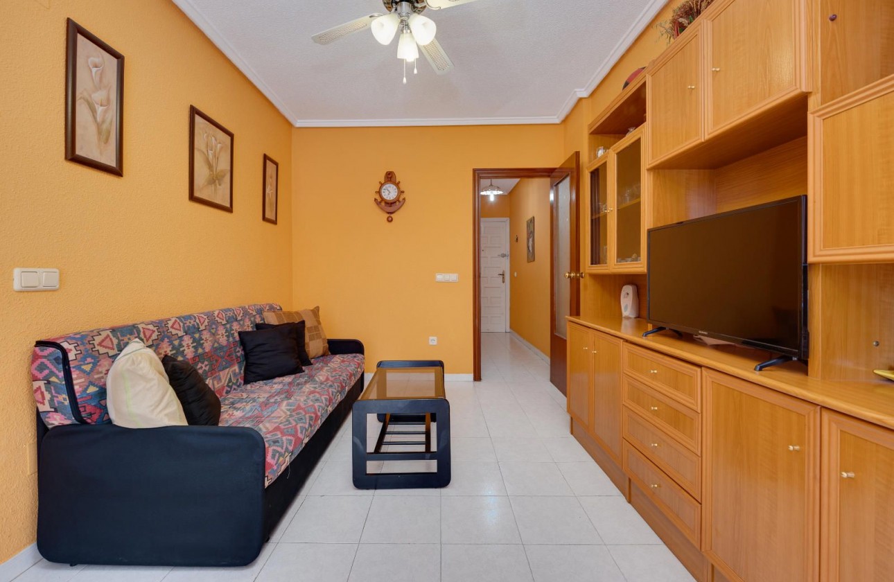 Herverkoop - Apartment - Torrevieja - Centro