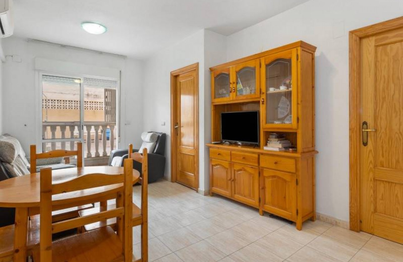 Herverkoop - Apartment - Torrevieja - Centro