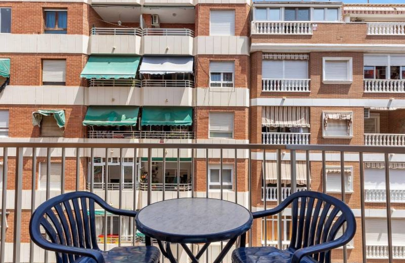 Herverkoop - Apartment - Torrevieja - El Acequión - Los Náufragos