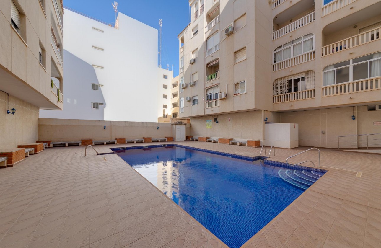 Herverkoop - Apartment - Torrevieja - El Acequión - Los Náufragos