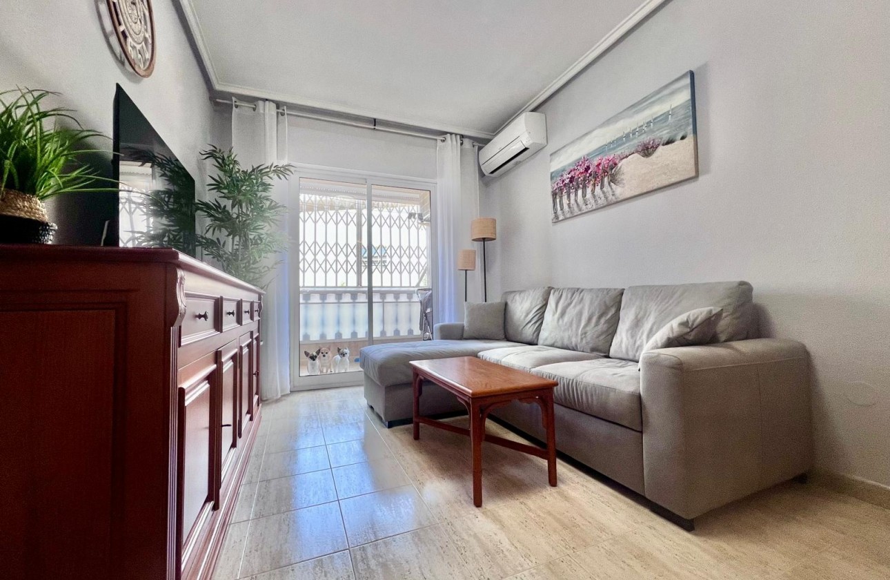 Herverkoop - Apartment - Torrevieja - El Acequión - Los Náufragos