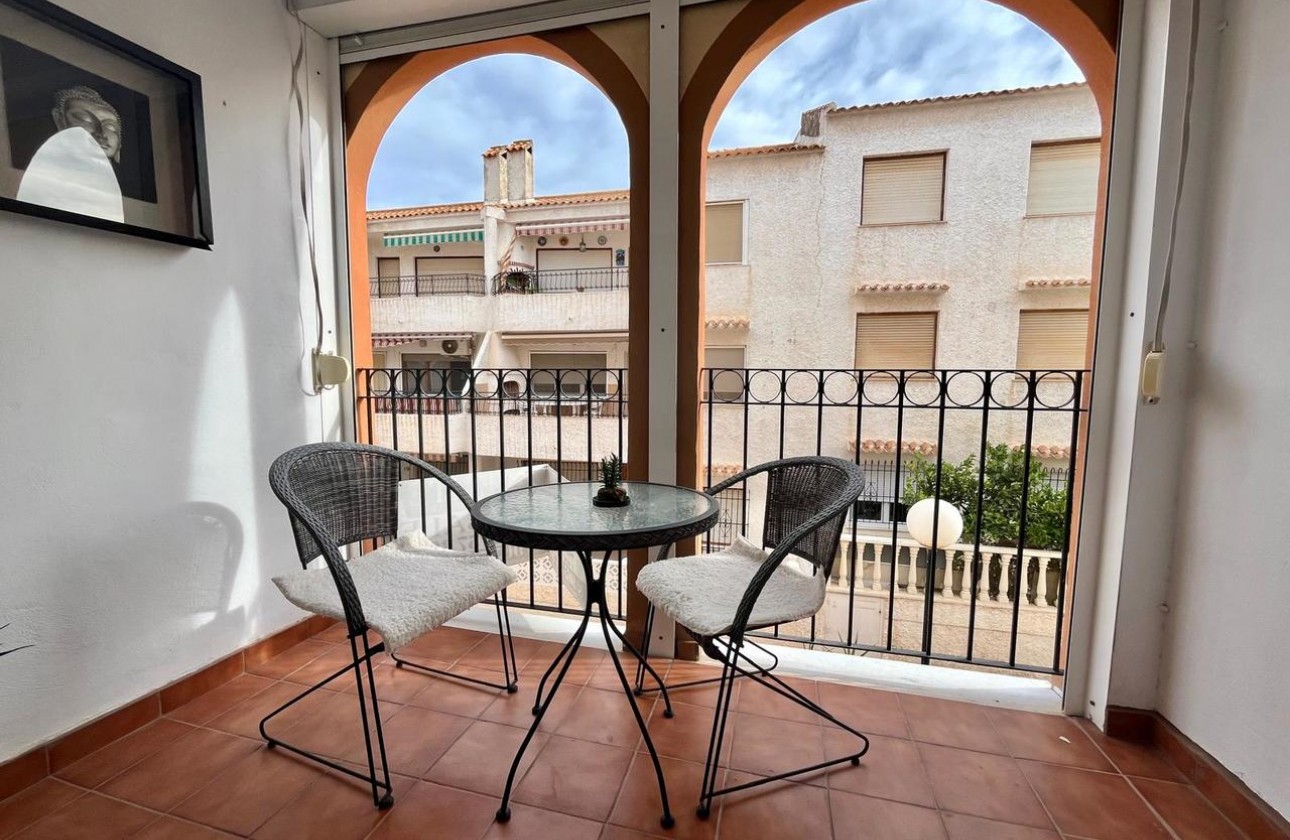 Herverkoop - Apartment - Torrevieja - La veleta