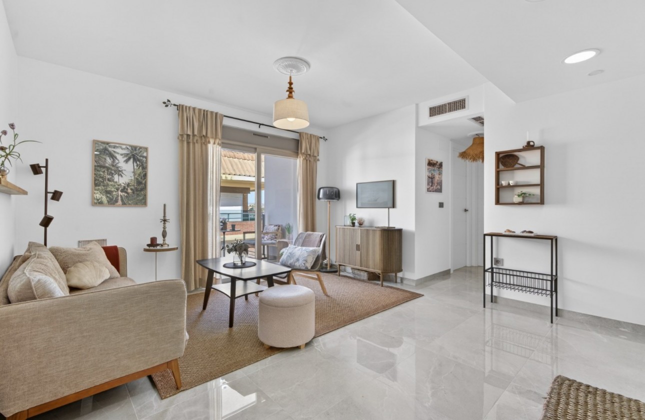 Herverkoop - Apartment - Torrevieja - Playa de los Locos