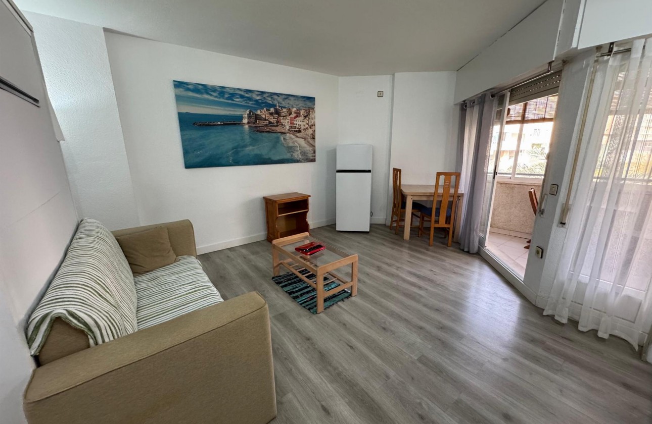 Herverkoop - Apartment - Torrevieja - Playa de los Locos