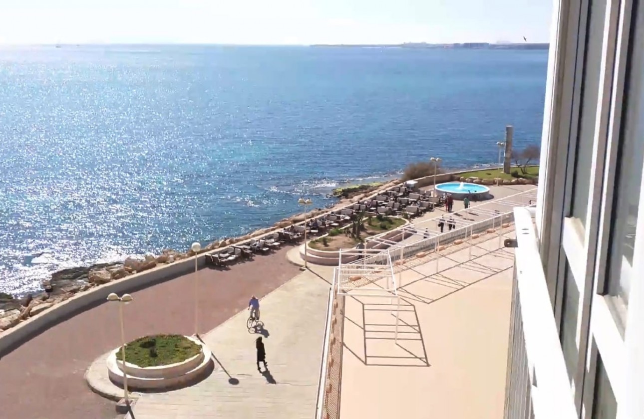 Herverkoop - Apartment - Torrevieja - Playa del Cura