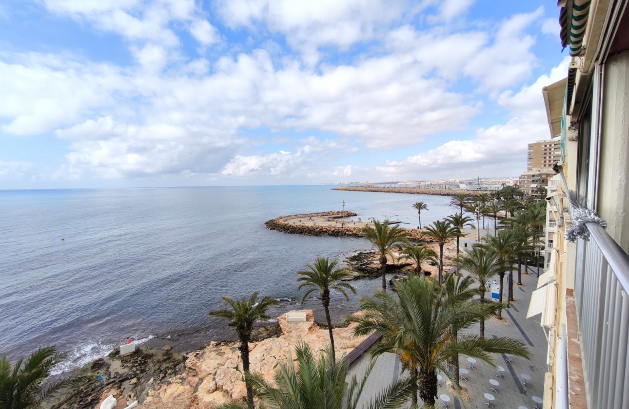 Herverkoop - Apartment - Torrevieja - Playa del Cura