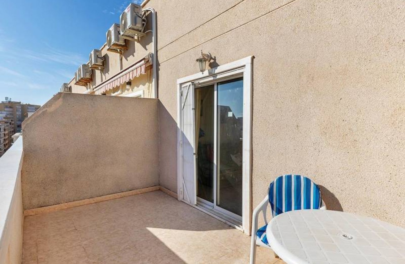 Herverkoop - Apartment - Torrevieja - Playa del Cura