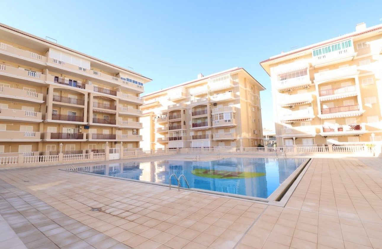 Herverkoop - Apartment - Torrevieja - Torrelamata - La Mata