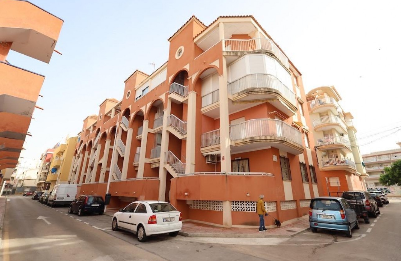Herverkoop - Apartment - Torrevieja - Torrelamata - La Mata