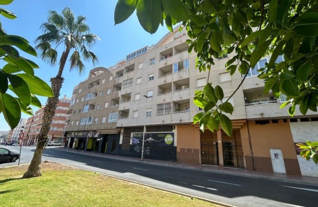 Herverkoop - Apartment - Torrevieja