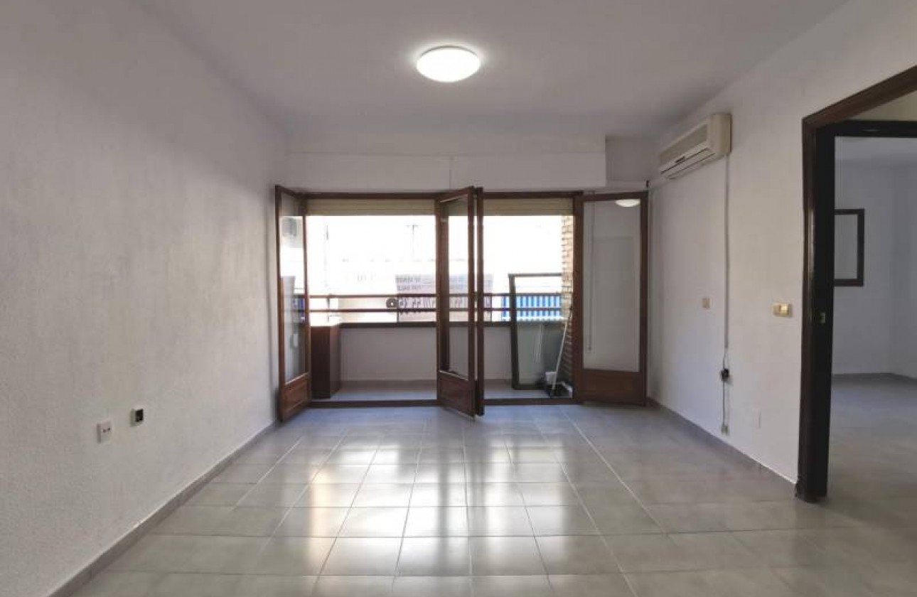 Herverkoop - Apartment - Torrevieja