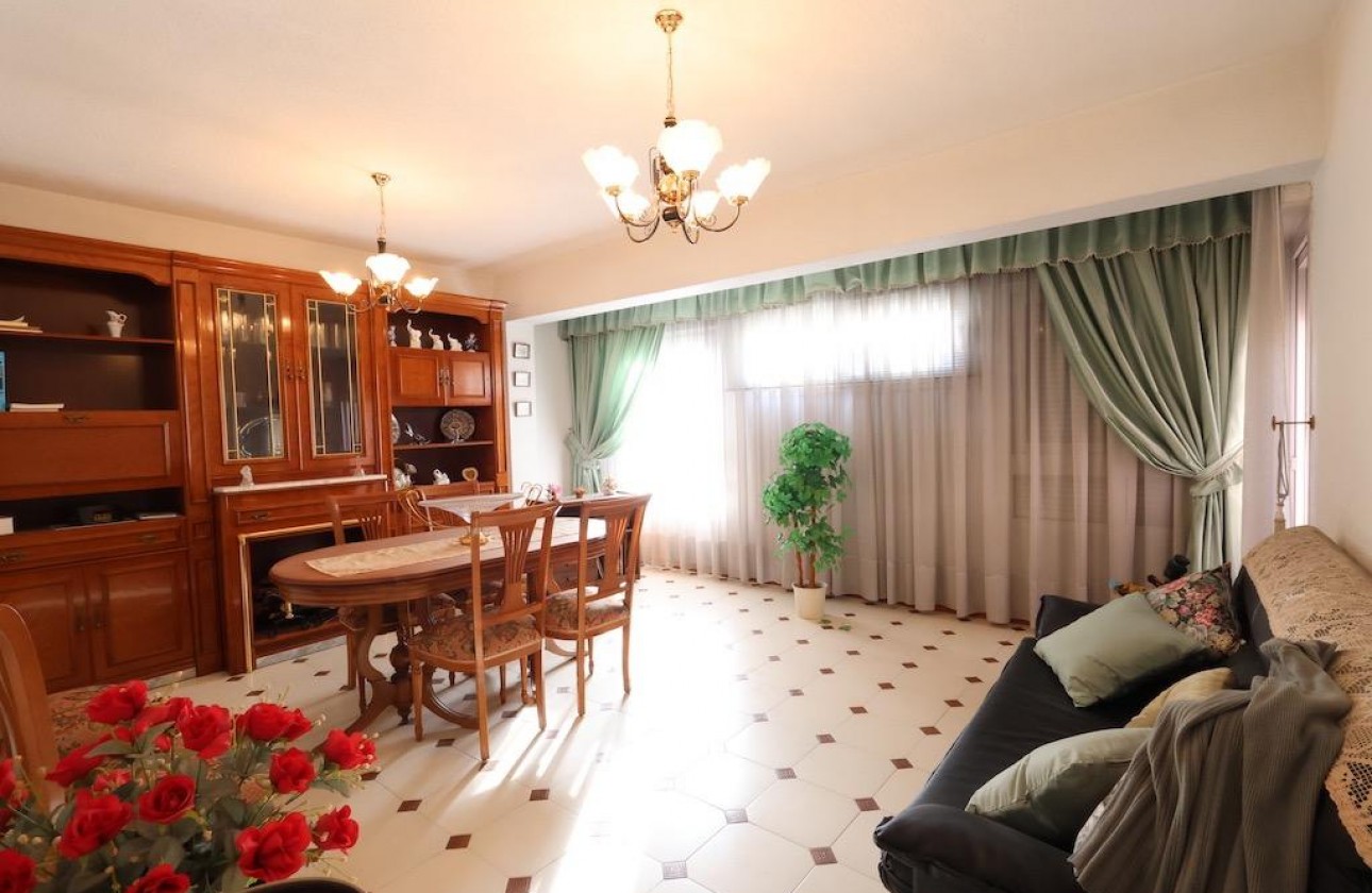 Herverkoop - Apartment - Torrevieja