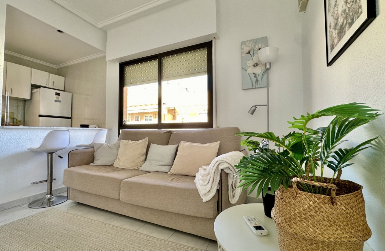 Herverkoop - Apartment - Torrevieja