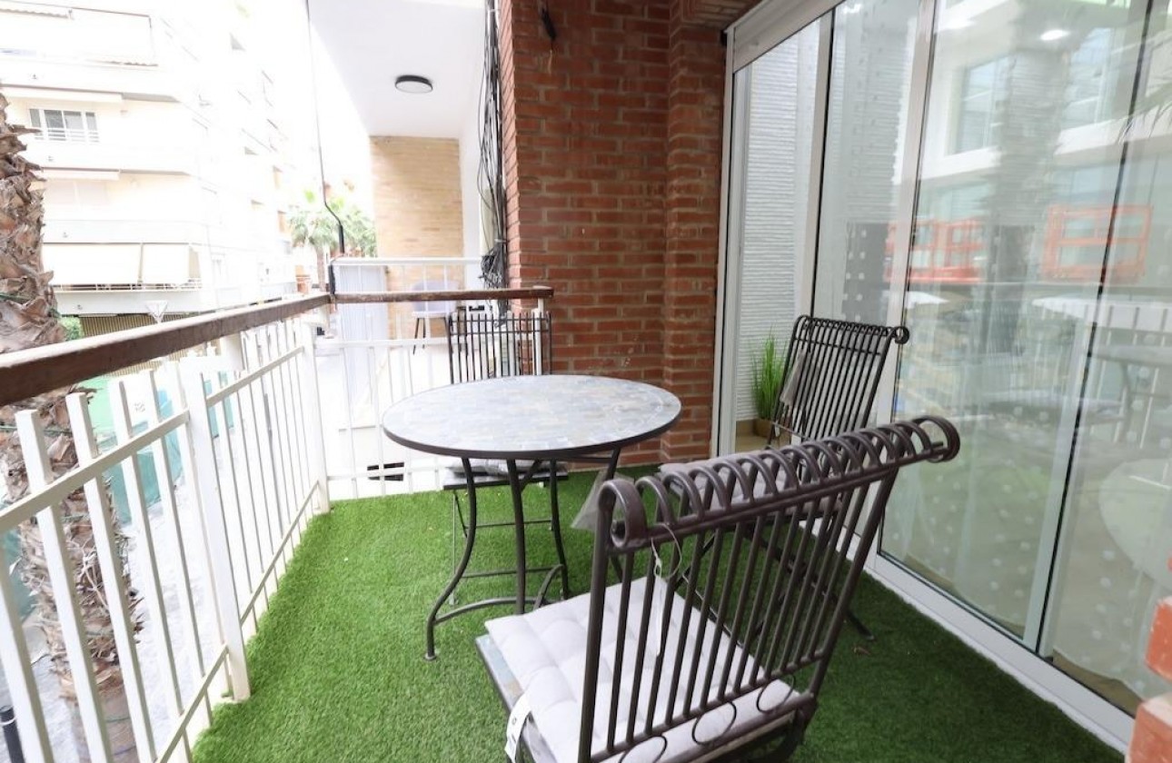 Herverkoop - Apartment - Torrevieja