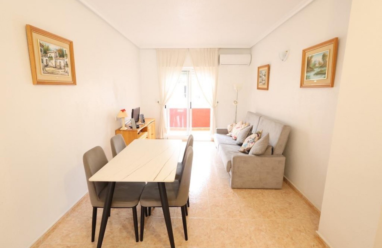 Herverkoop - Apartment - Torrevieja