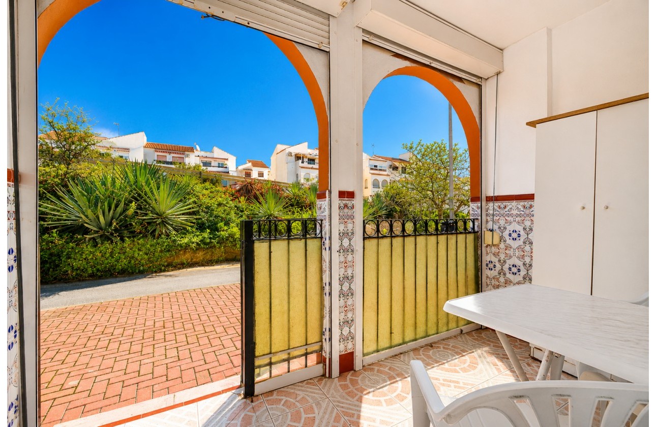 Herverkoop - Bungalow - Torrevieja - El Acequión - Los Náufragos