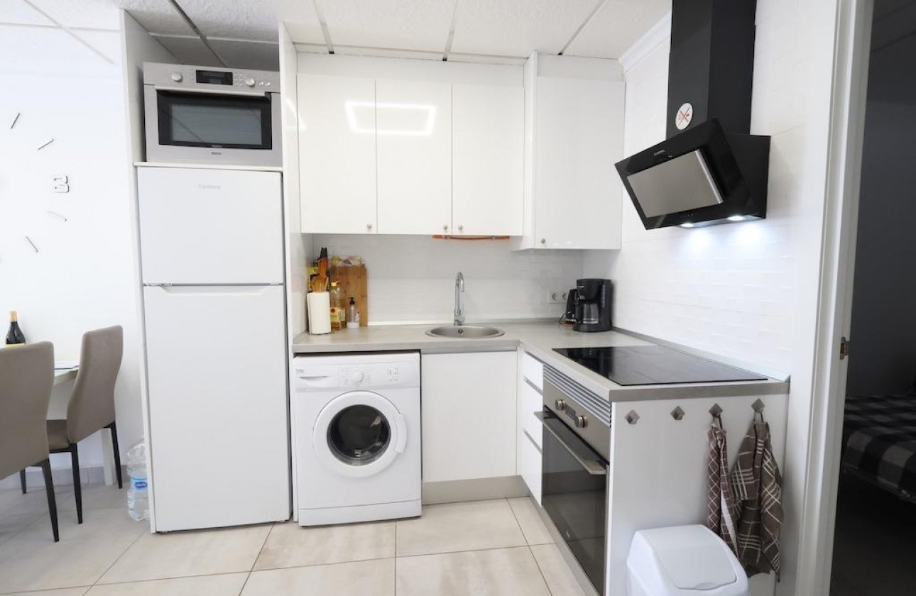 Herverkoop - Bungalow - Torrevieja - La Siesta - El Salado -  Torreta