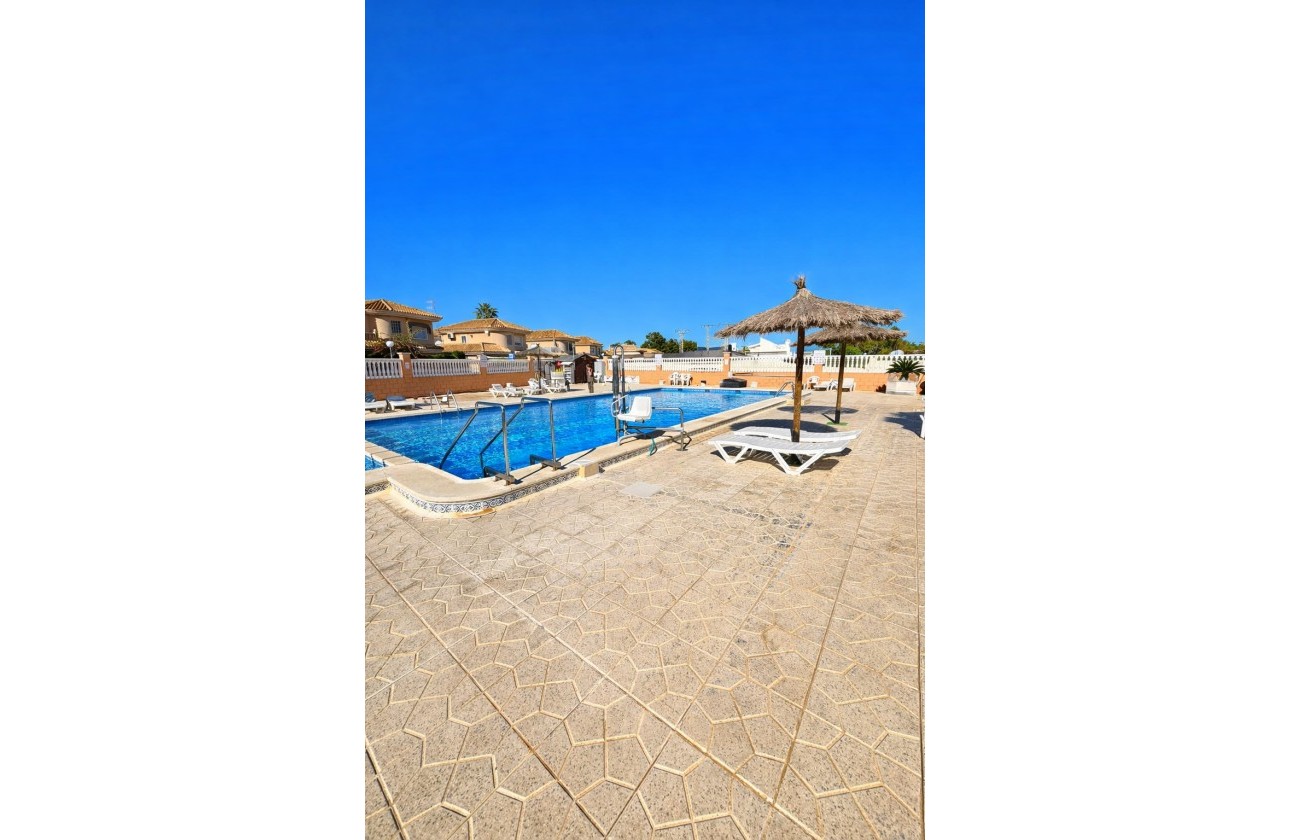 Herverkoop - Bungalow - Torrevieja - Los Altos