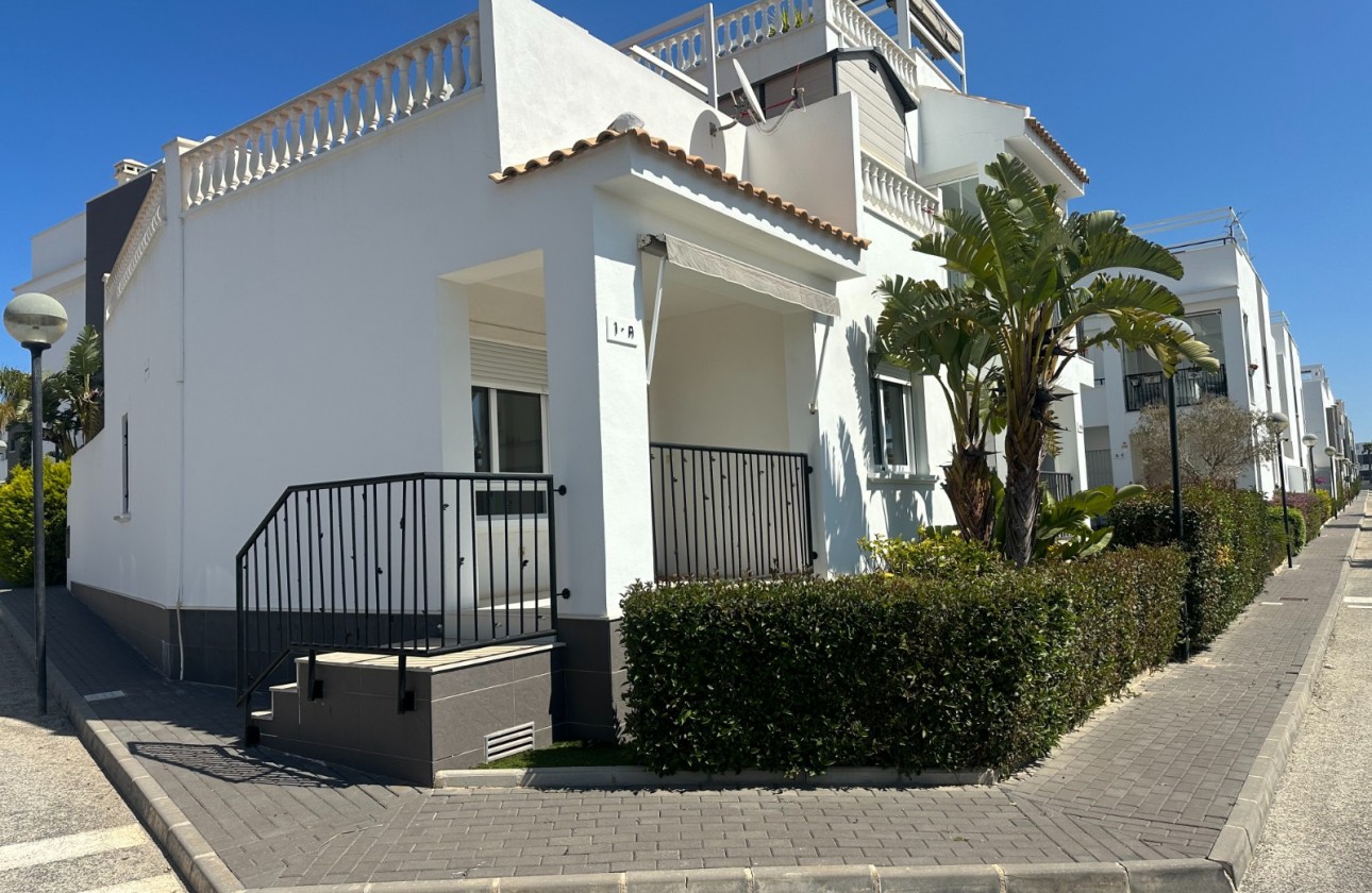 Herverkoop - Bungalow - Torrevieja - Nueva Torrevieja - Aguas Nuevas