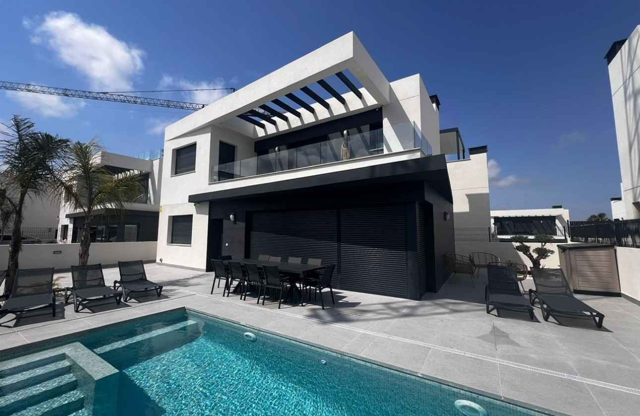 Herverkoop - Detached Villa - Algorfa - La Finca Golf Resort