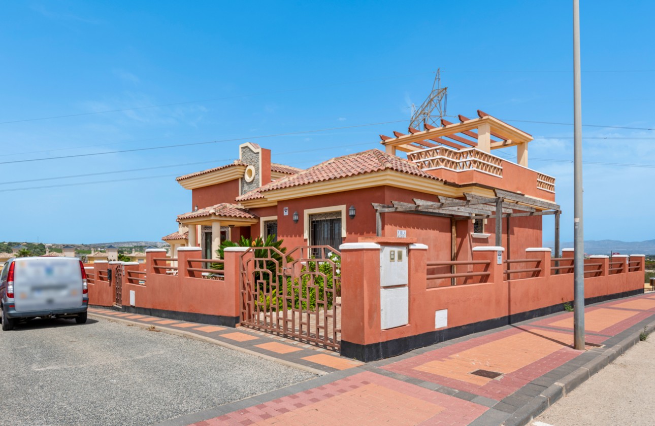 Herverkoop - Detached Villa - Algorfa