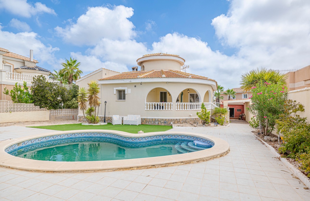 Herverkoop - Detached Villa - Ciudad Quesada