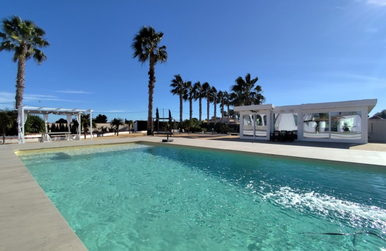 Herverkoop - Detached Villa - El Mudamiento