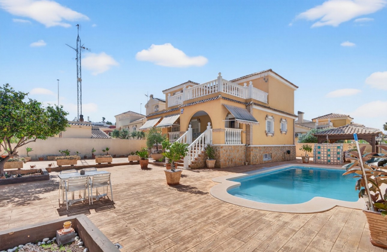 Herverkoop - Detached Villa - Gran Alacant