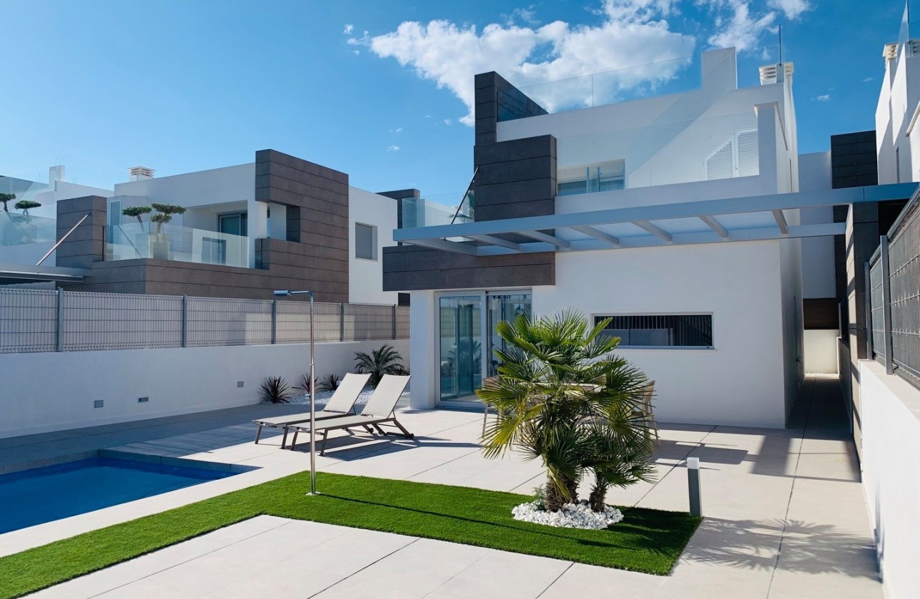 Herverkoop - Detached Villa - Guardamar del Segura - El Raso