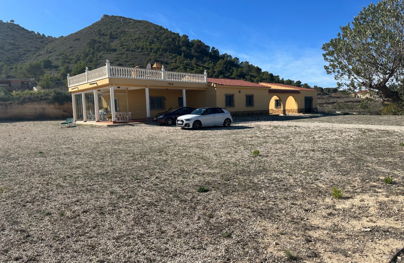 Herverkoop - Detached Villa - Hondón de los Fráiles