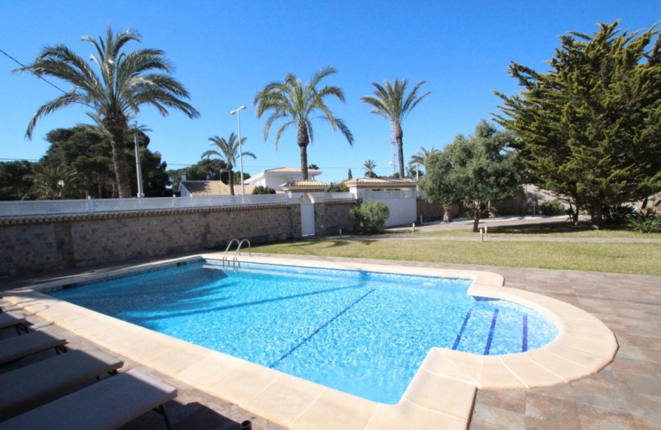 Herverkoop - Detached Villa - Orihuela Costa - Cabo Roig