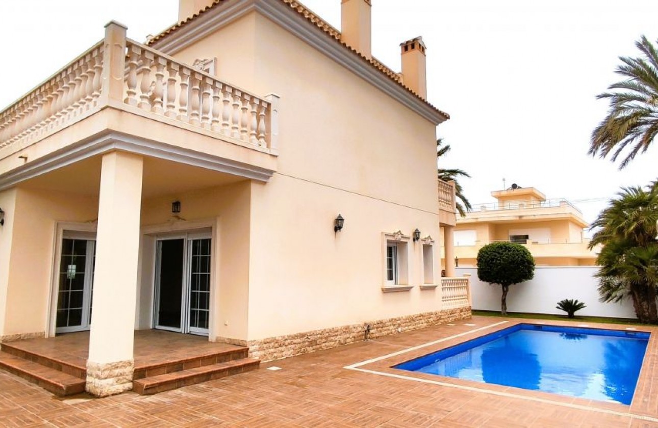 Herverkoop - Detached Villa - Orihuela Costa - Cabo Roig