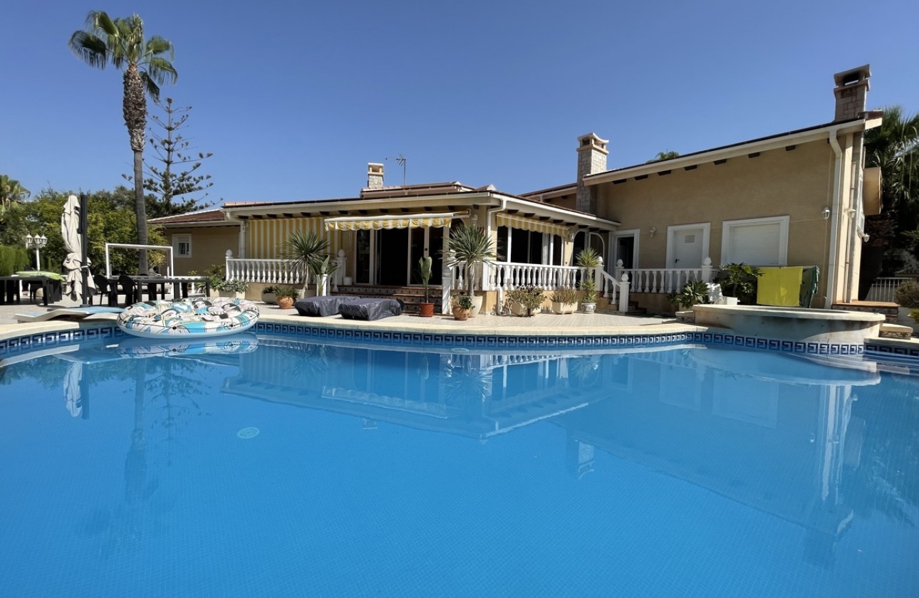 Herverkoop - Detached Villa - Orihuela Costa - Cabo Roig