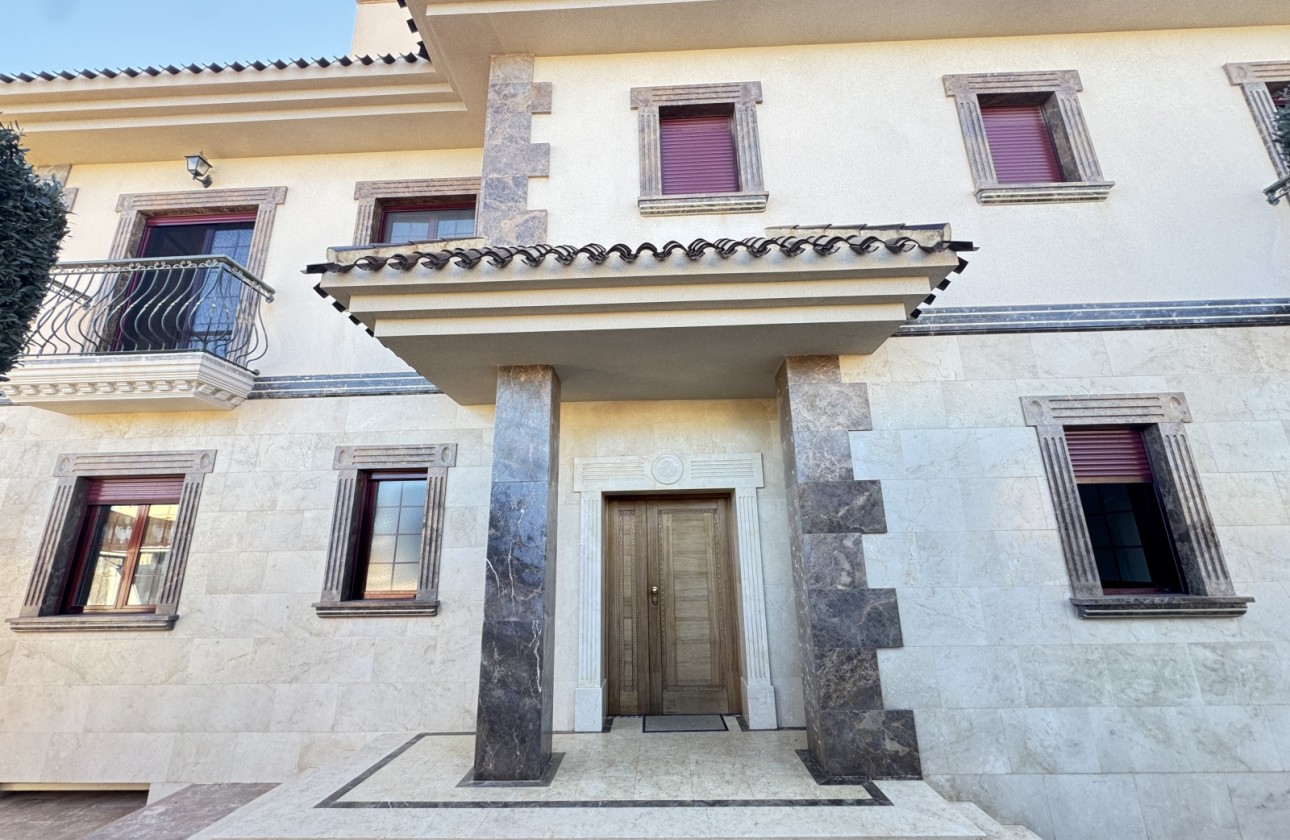 Herverkoop - Detached Villa - Orihuela Costa - Cabo Roig