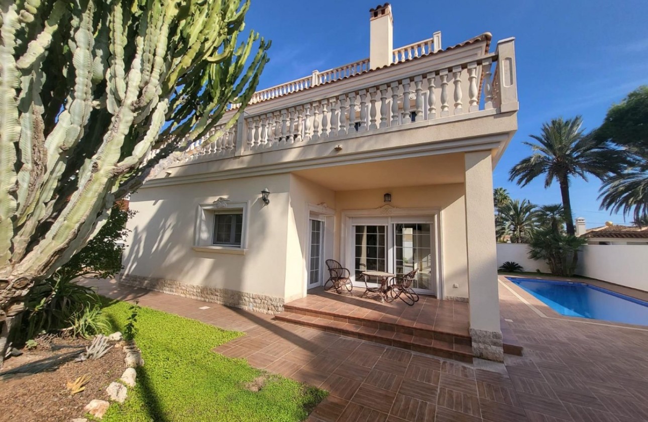 Herverkoop - Detached Villa - Orihuela Costa - Cabo Roig