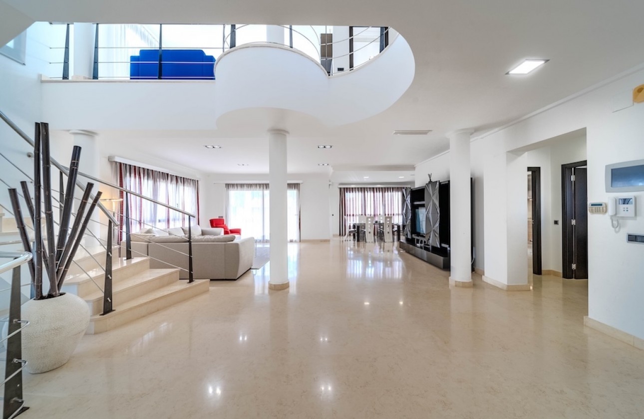 Herverkoop - Detached Villa - Orihuela Costa - Cabo Roig