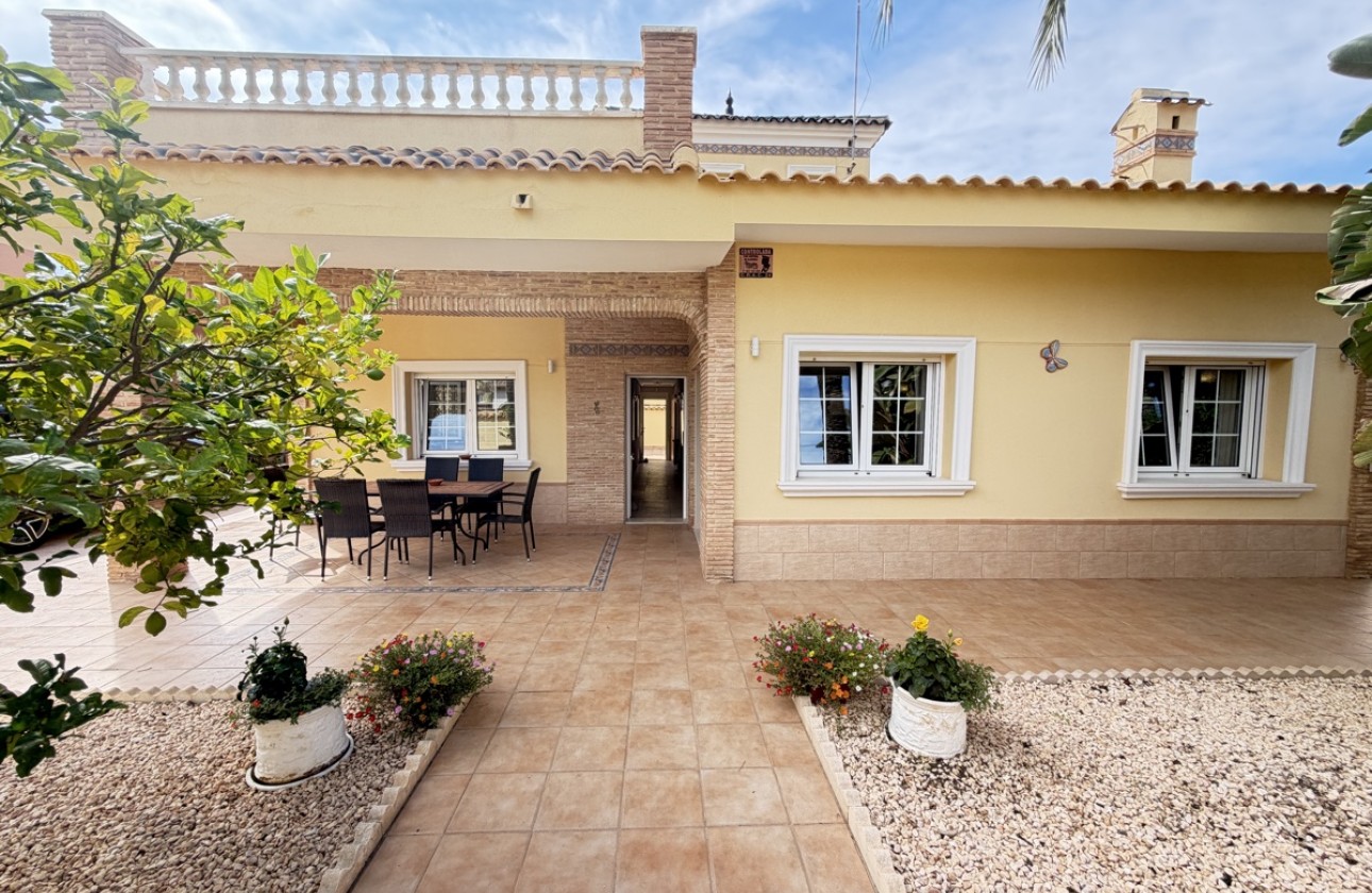 Herverkoop - Detached Villa - Orihuela Costa - Cabo Roig